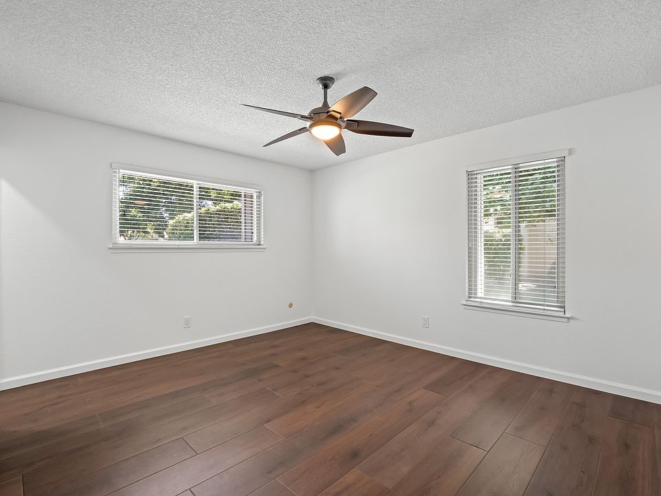 1st image of 1872 Cougar Lane