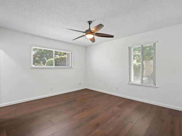 1872 Cougar Lane, Clovis, CA 93611