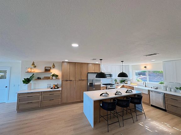 4th image of 16485 Sarape Dr