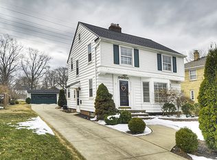 20615 Stratford Ave, Rocky River, OH 44116
