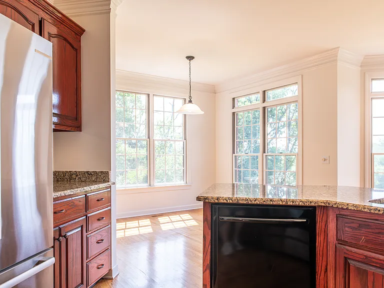 1711 Lawrence Rd — Photo 12