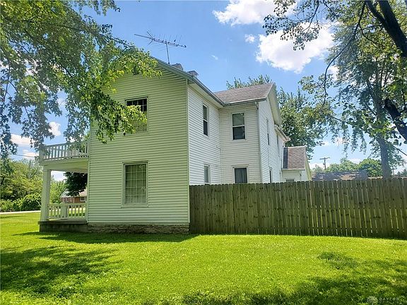 2nd image of 74 W Washington St