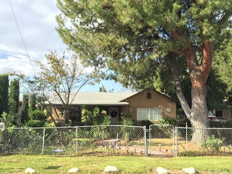 1st image of 7422 Lynwood Way