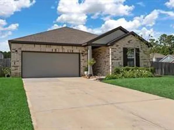 5708 Palm Flower Dr, Montgomery, TX 77316