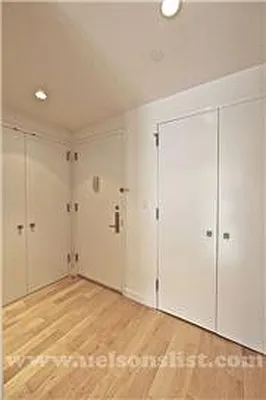 Rented by R New York | media 12