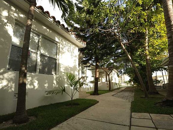 2nd image of 7905 Crespi Blvd APT 1