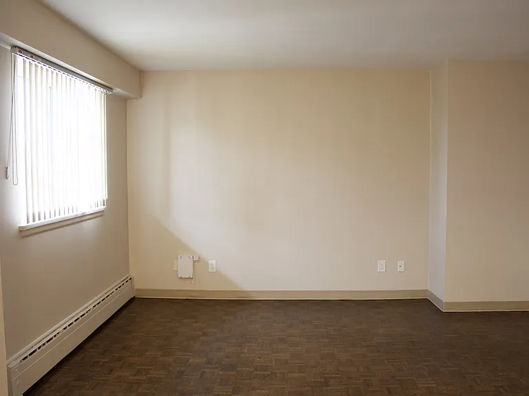 595 River Ave — Photo 9