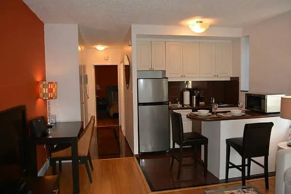 Rented by Global Realty Opportunities | media 23