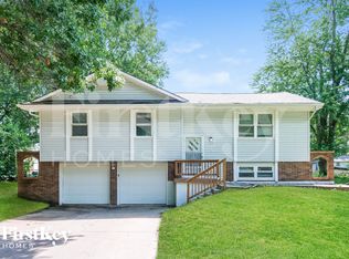 117 Baker St, Buckner, MO 64016