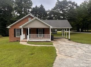 1149 Granite Ln, Loganville, GA 30052