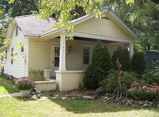 1621 Pierce Rd, Lansing, MI 48910