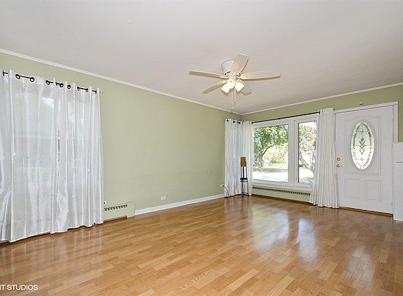 2nd image of 5359 Conrad St