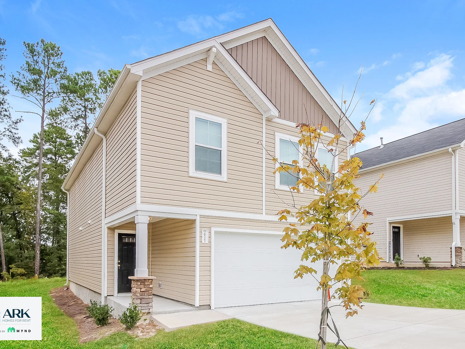 3 bed, 2.5 bath, 1883 sqft, $1,944 — Photo 4