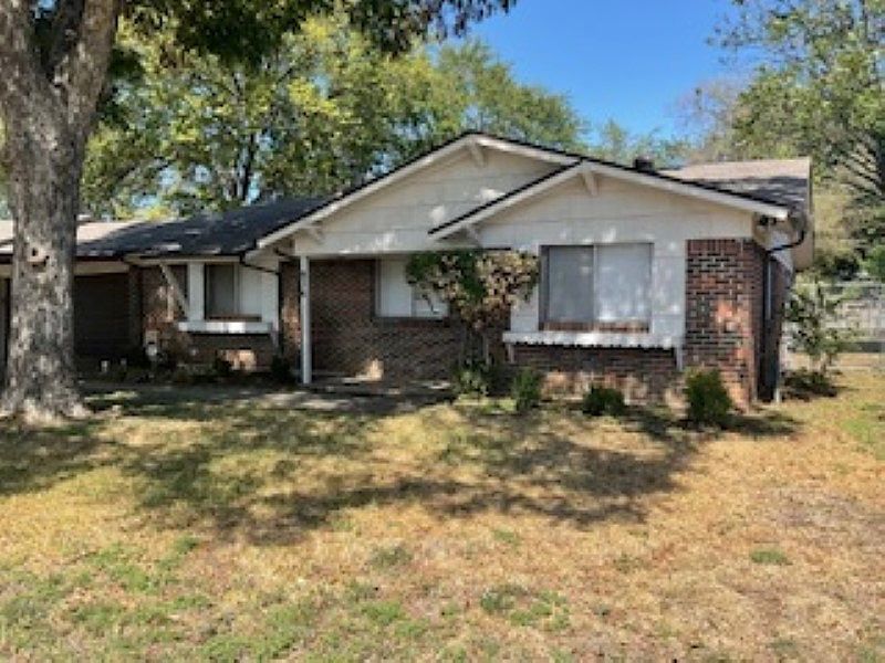 1st image of 936 Marlene Dr