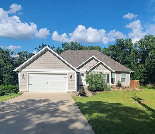 42 Tummell Dr Photo 1