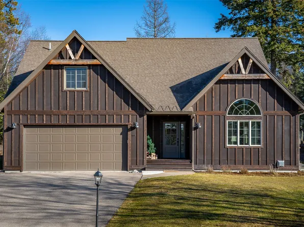 1018 Saint Andrews Dr, Columbia Falls, MT 59912