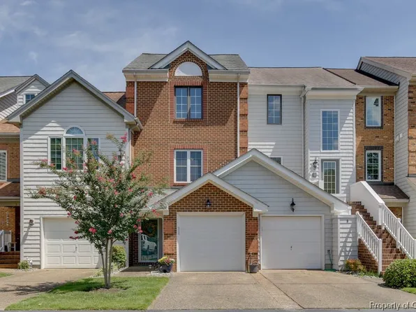 7 Mainsail Dr, Hampton, VA 23664