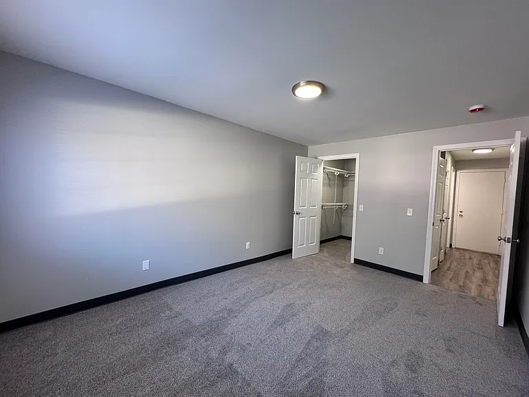 379 Huse Rd #14 — Photo 34
