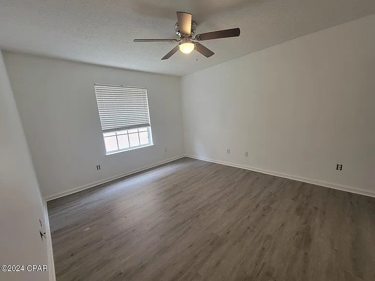 1609 Vecuna Cir — Photo 8