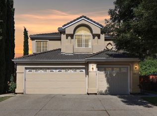 9052 Acorn Ridge Cir, Elk Grove, CA 95758