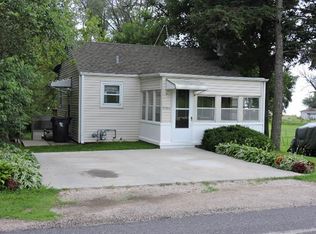 W7859 High Ridge Rd, Fort Atkinson, WI 53538