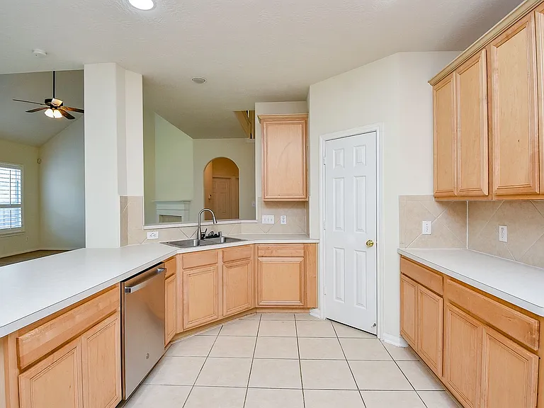 15119 Newfield Bridge Ln — Photo 11