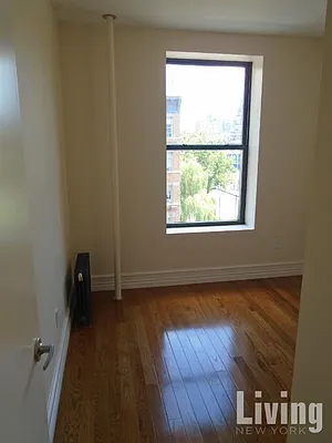 Rented by Living New York | media 52