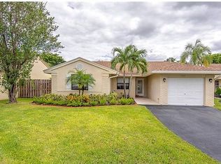 510 Green River Ln, Fort Lauderdale, FL 33325