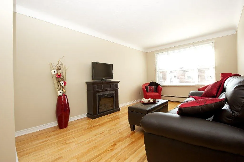 Village Millcraft Apartments — Photo 1