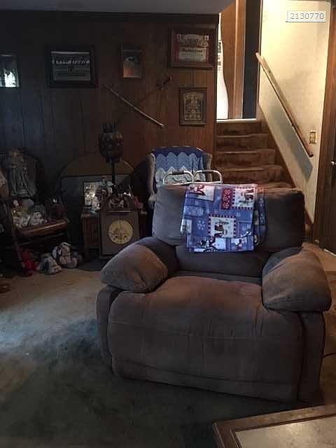 2nd image of 7813 Long St