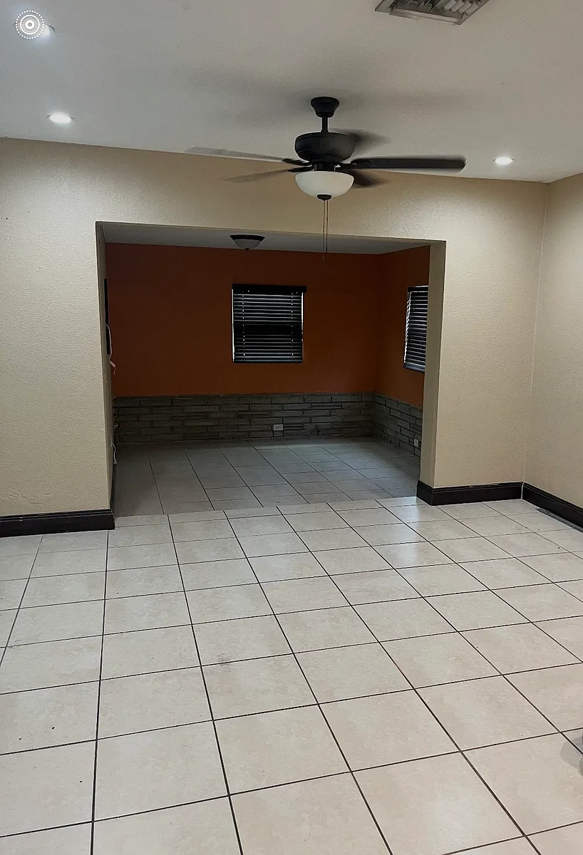 Building Photo - 18000 NW 25th Ct