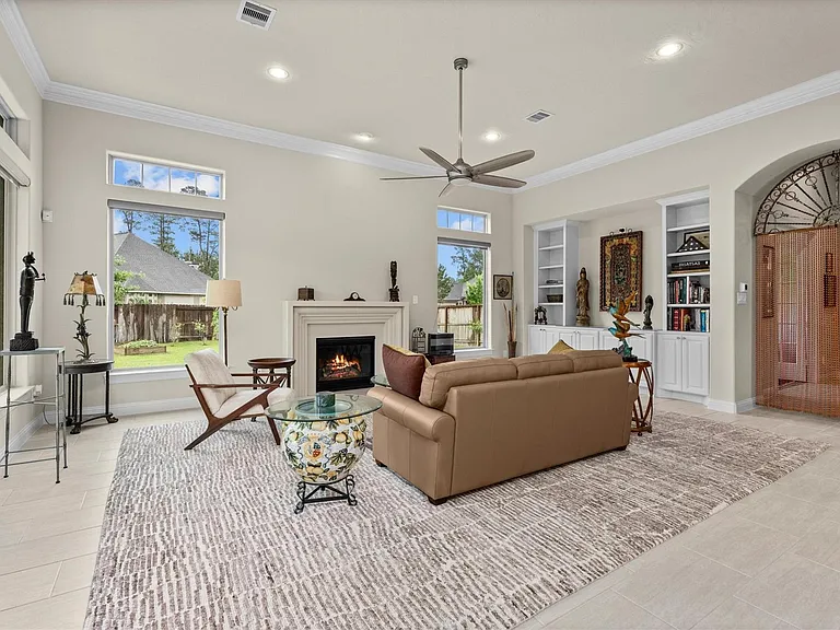 122 Coral Bells Ct — Photo 10