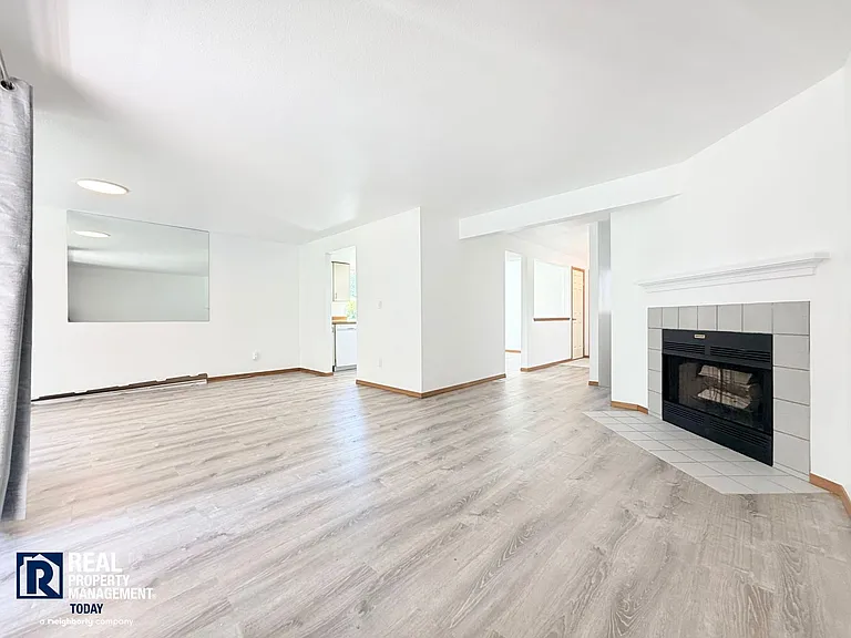 1317 Contra Costa Ave — Photo 10