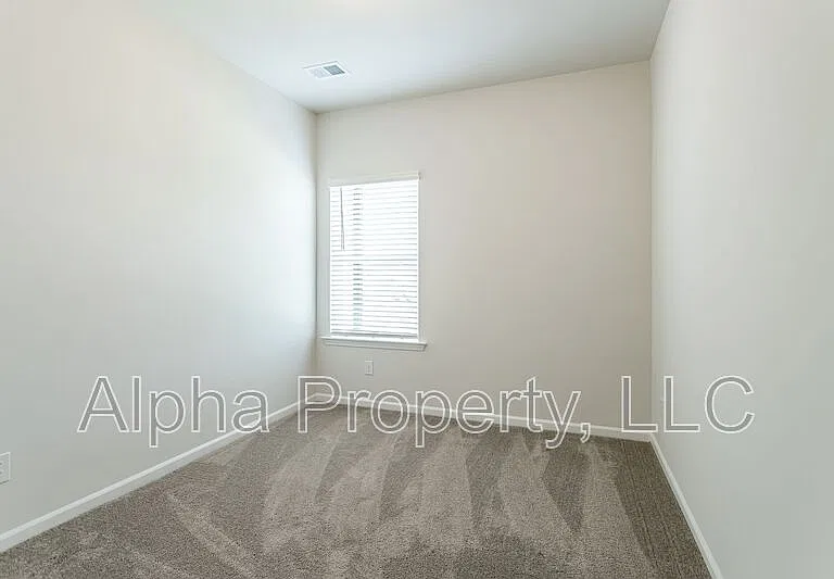 12 Lone Cypress St — Photo 14