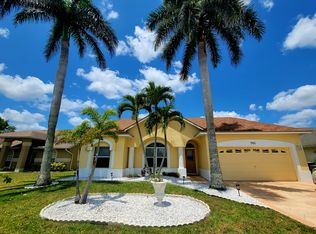 1961 E Crown Pointe Blvd, Naples, FL 34112