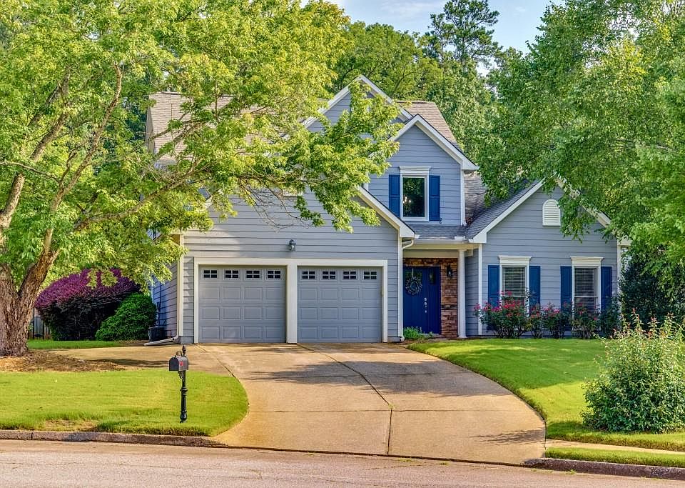 1st image of 222 Mill Grove Way SW