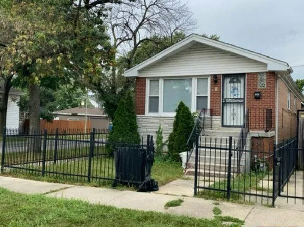 8956 S Lowe Ave, Chicago, IL 60620
