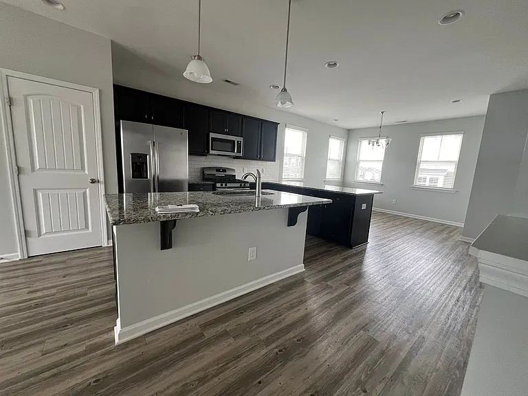 5312 Daydream Dr — Photo 8