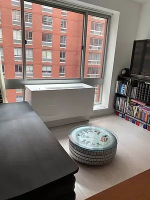 1st image of 555 W 23rd St APT N8q