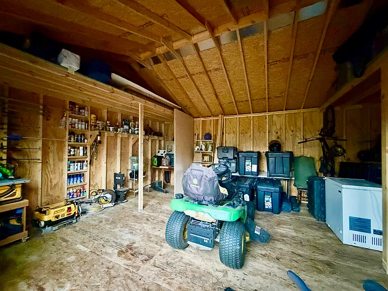 233 Forester Dr — Photo 25