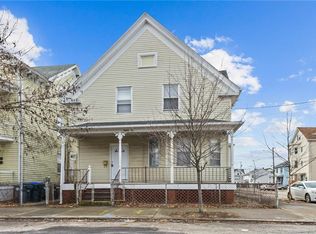 86 Robin St, Providence, RI 02908