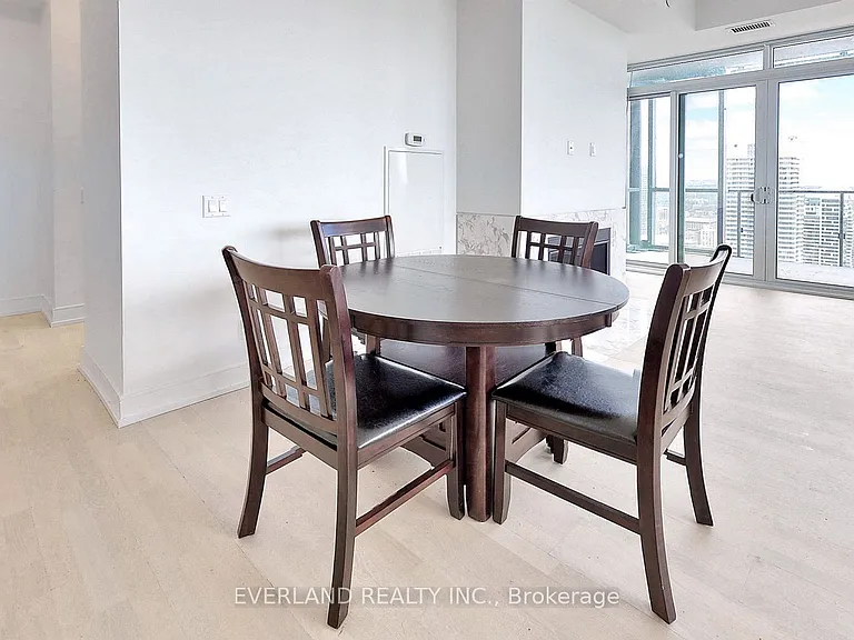 7 Grenville St #6105 — Photo 19