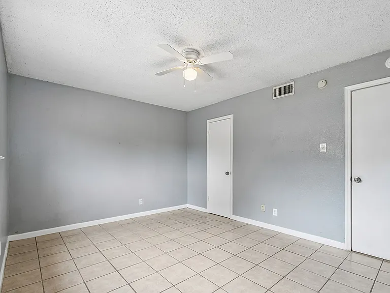 Sunrise Villas — Photo 55