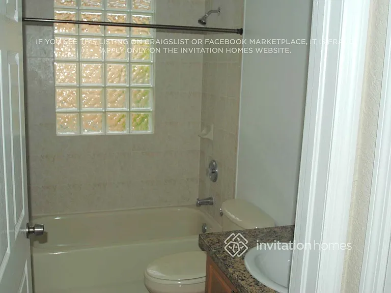8013 NW 198th St — Photo 6