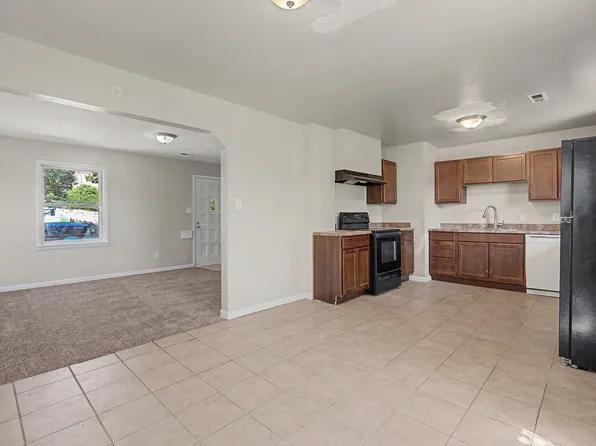 1121 Cooper Ave Unit 201, Colorado Springs, CO 80905