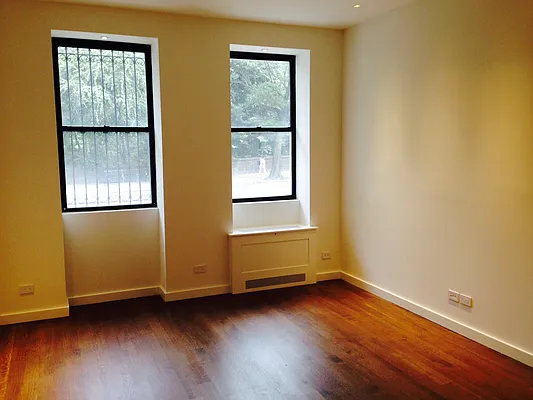 Rented by Mann Maurice A | media 46