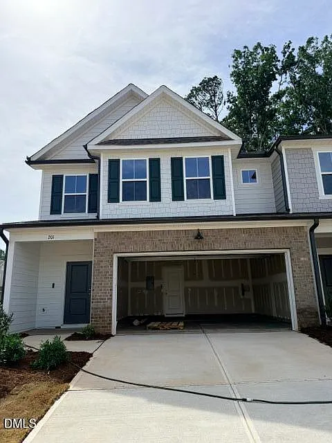 3 bed, 2.5 bath, 1861 sqft, $2,095 — Photo 3