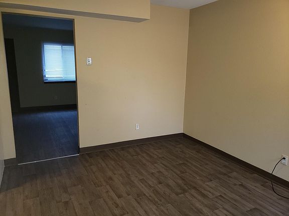 4th image of 2104 7th St #A