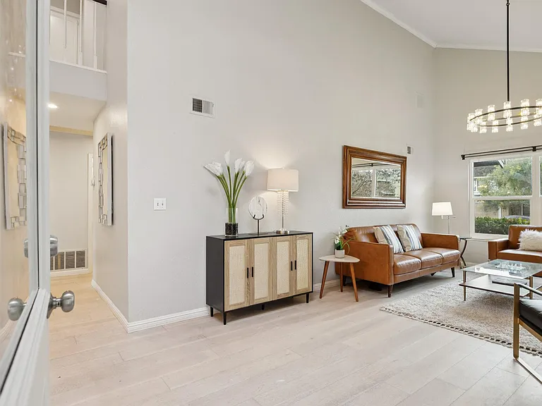 30 Sea Brg — Photo 58