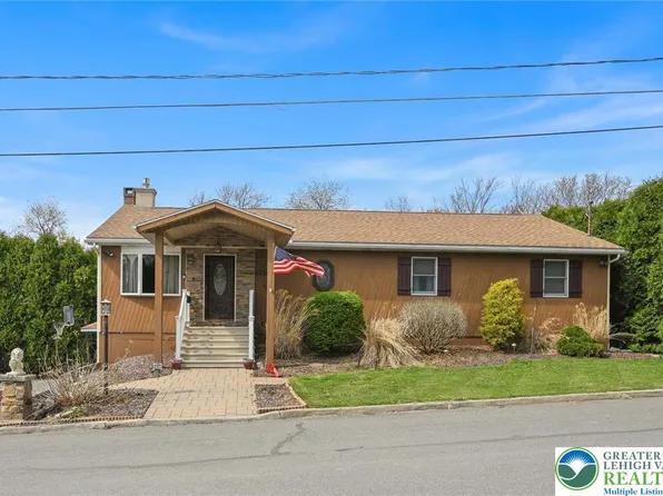 250 W Fell St, Summit Hill, PA 18250